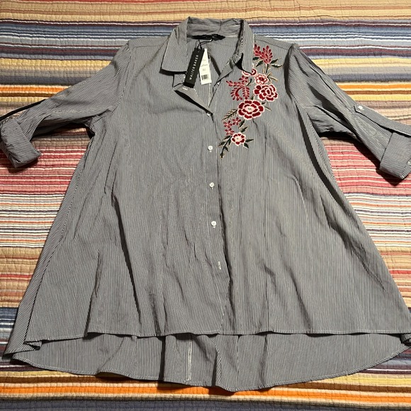 Walter Baker Tops - Walter Baker Myron Tunic‎ Black White Pinstripe Embroidered Floral Shirt M